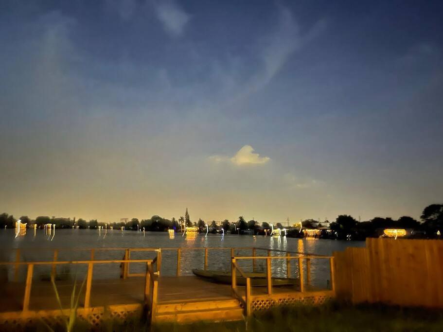 Supervilla - Lakefront - Sunsets, Kayaks, Grill Fort Lauderdale Exterior foto